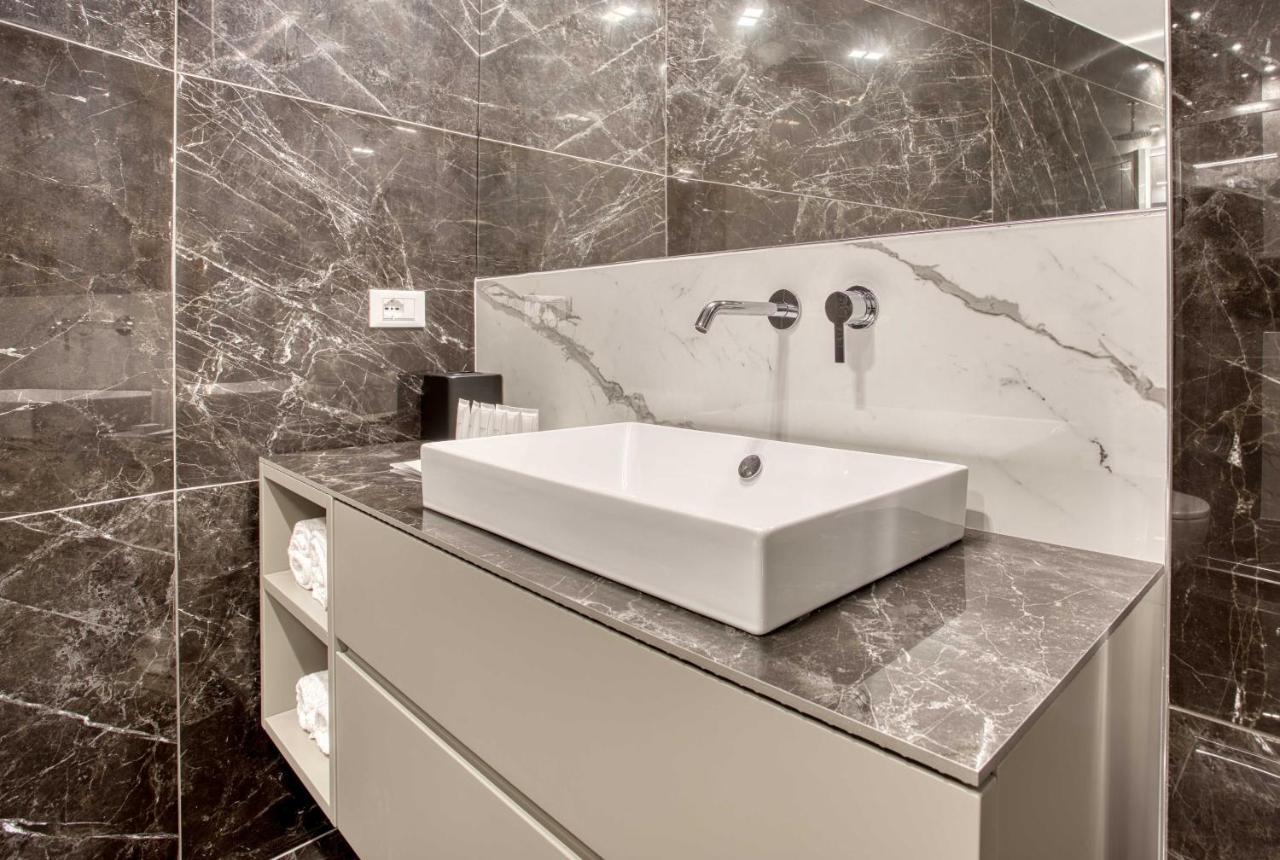 Le Suite Del Corso The Smart Boutique Aparthotel By Ospitami Milan Luaran gambar
